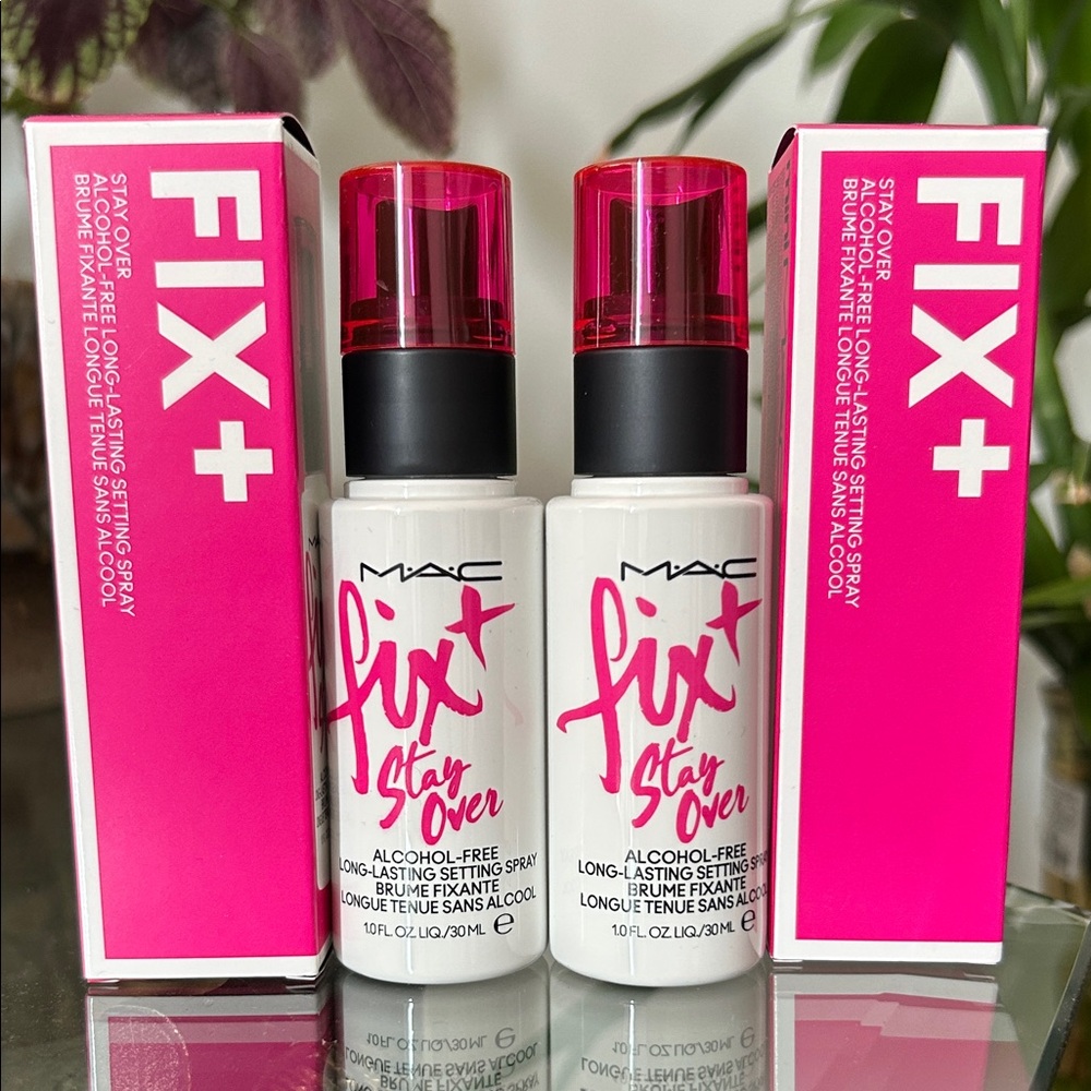 MAC Mini Fix+ Stay Over Alcohol-Free Setting Spray